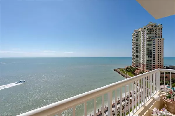 Marco Island, FL 34145,990 Cape Marco DR #1107