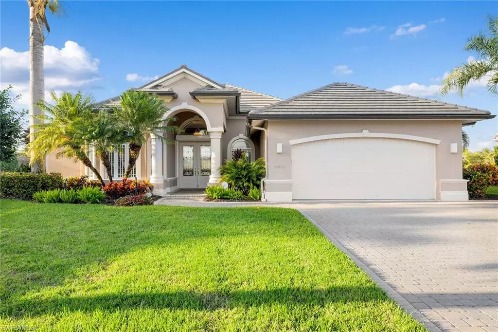 Naples, FL 34113,8985 Star Tulip CT