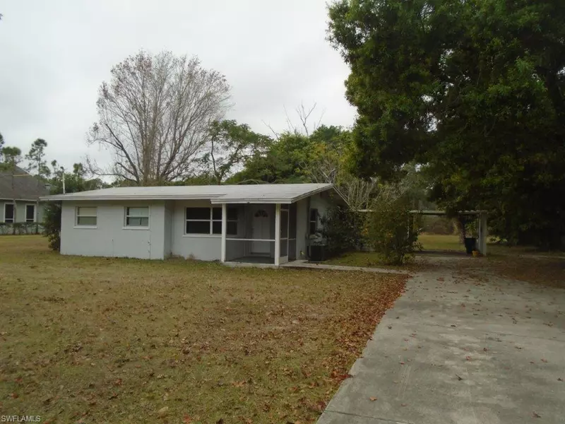 240 Herron RD, North Fort Myers, FL 33903