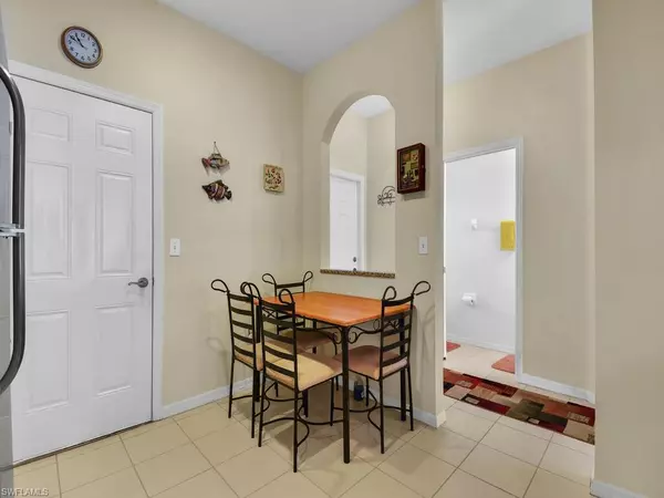 Fort Myers, FL 33916,3632 Pine Oak CIR #107