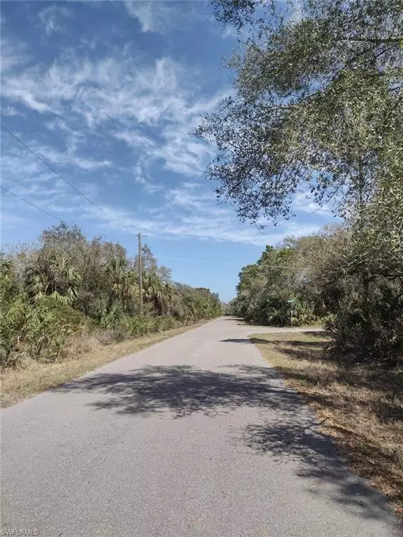 Port Charlotte, FL 33953,1455 Clearview DR