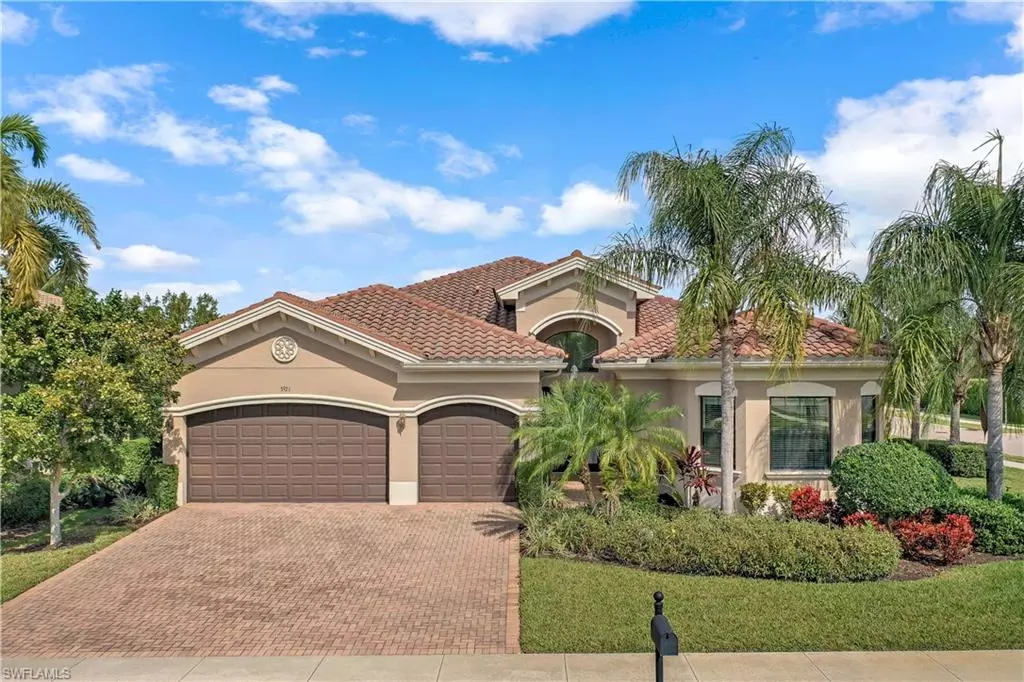 Naples, FL 34119,3921 Glacier CT