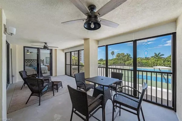 Naples, FL 34108,5601 Turtle Bay DR #102