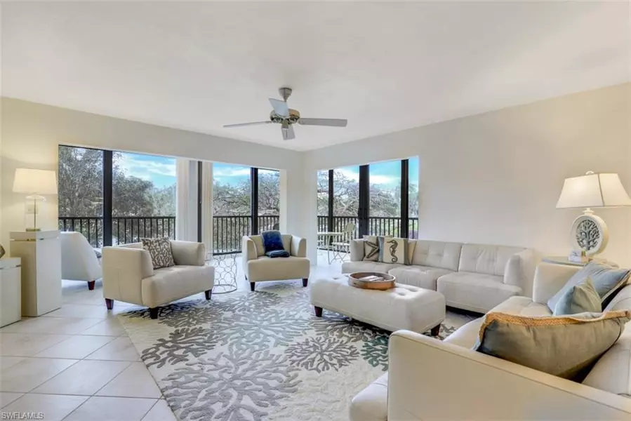 6080 Pelican Bay BLVD #A-201, Naples, FL 34108