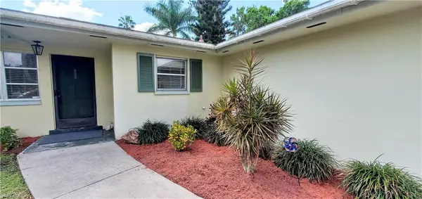 Fort Myers, FL 33905,14813 Oakwood CT