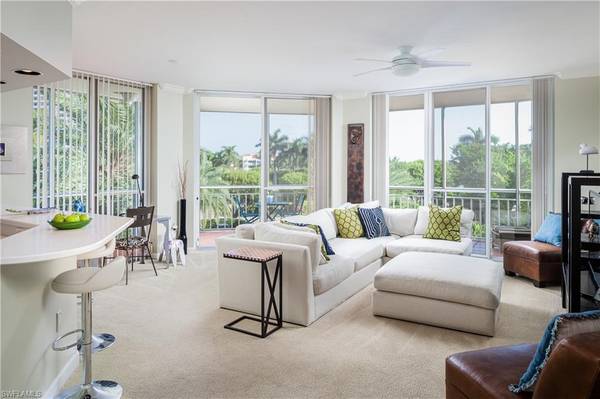 4255 Gulf Shore BLVD N #101, Naples, FL 34103