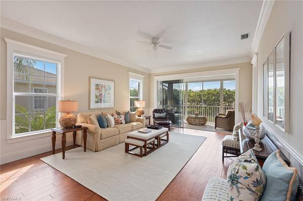 1926 Seville BLVD #2021, Naples, FL 34109