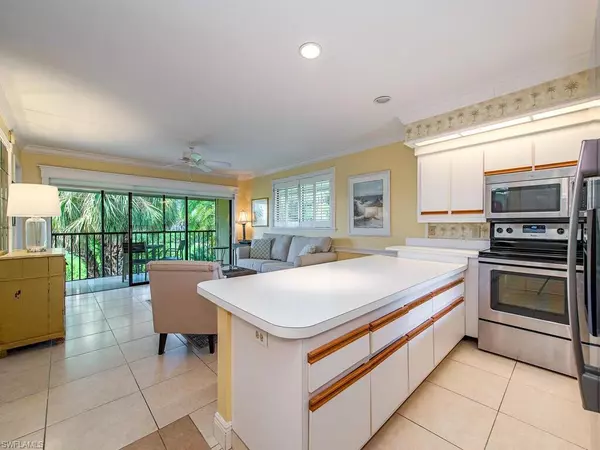 Naples, FL 34113,746 Eagle Creek DR #204