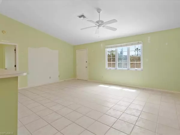 Bonita Springs, FL 34134,4718 Pembrooke LN