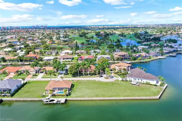 Marco Island, FL 34145,1573 Buccaneer CT