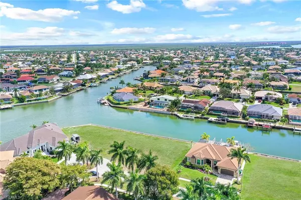 Marco Island, FL 34145,1573 Buccaneer CT