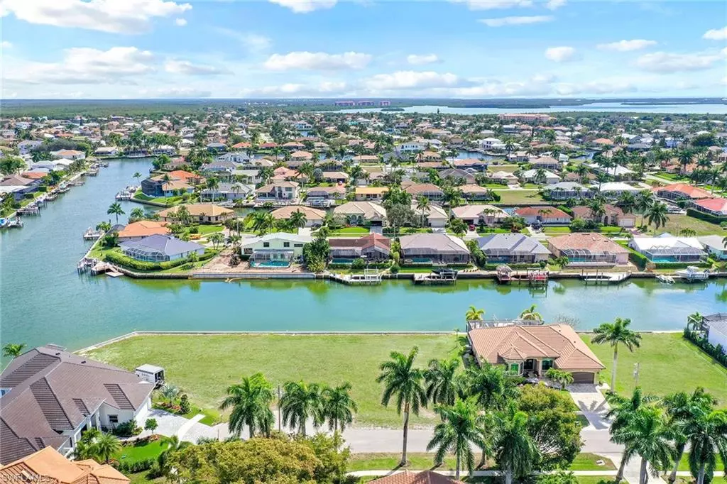 Marco Island, FL 34145,1573 Buccaneer CT