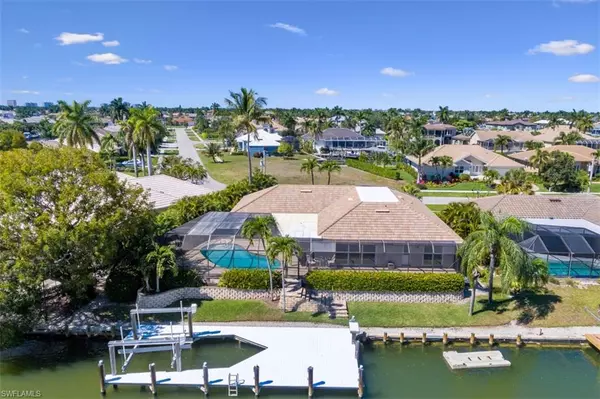 Marco Island, FL 34145,1851 Woodbine CT