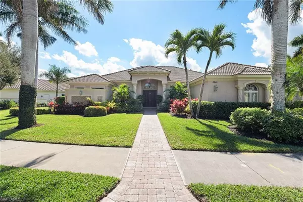 3840 Mahogany Bend DR, Naples, FL 34114