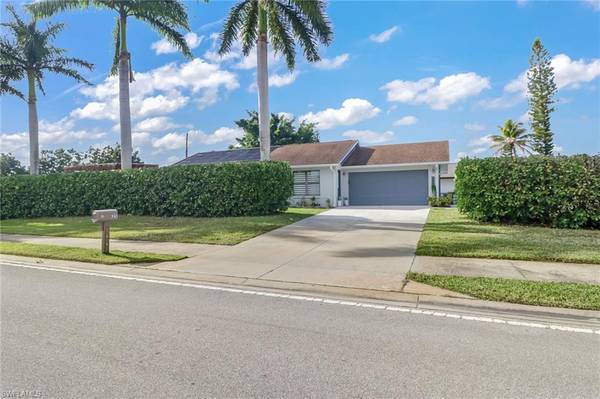 625 Southwest BLVD, Naples, FL 34113