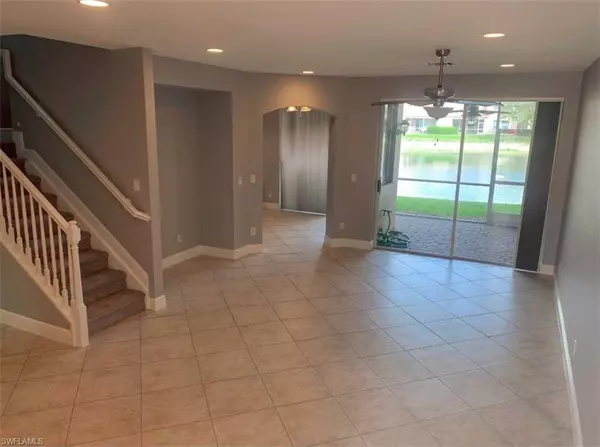 Fort Myers, FL 33967,9760 Roundstone CIR