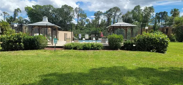 Fort Myers, FL 33907,5542 Malt DR #2