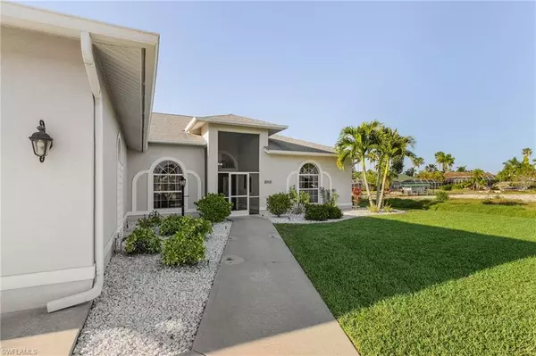 Cape Coral, FL 33990,2015 SE 21st ST