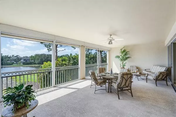 Naples, FL 34113,720 Waterford DR #302