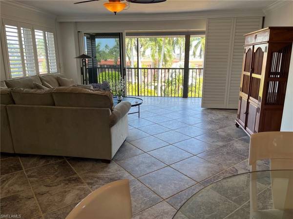 2170 Gulf Shore BLVD N #44W, Naples, FL 34102