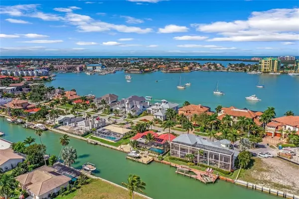 Marco Island, FL 34145,1285 Orange CT