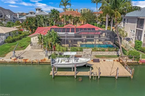 Marco Island, FL 34145,1285 Orange CT