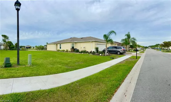 Lehigh Acres, FL 33936,10801 Crossback LN