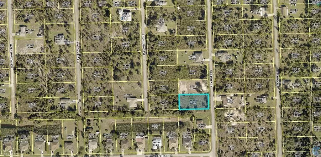 Lehigh Acres, FL 33972,909 Dayton AVE