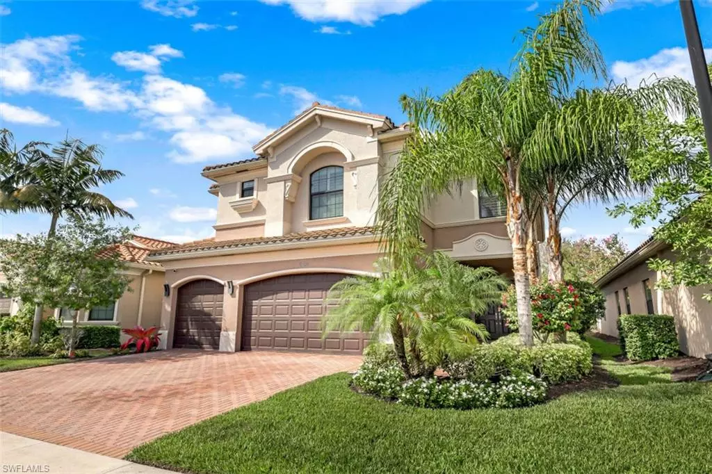 Naples, FL 34109,13840 Luna DR