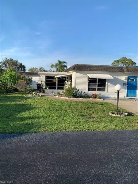 60 Tangelo CT, Lehigh Acres, FL 33936