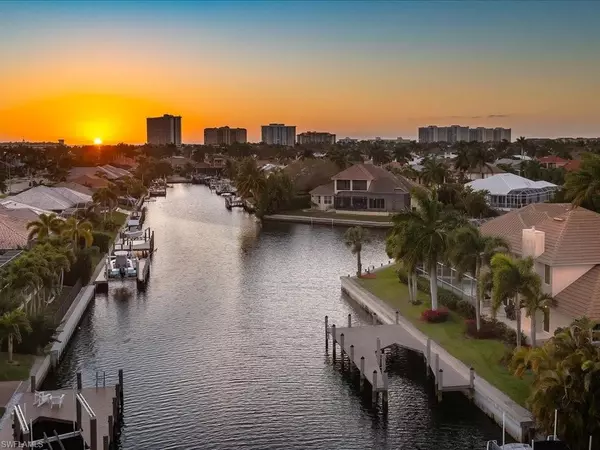 Marco Island, FL 34145,1045 Cottonwood CT