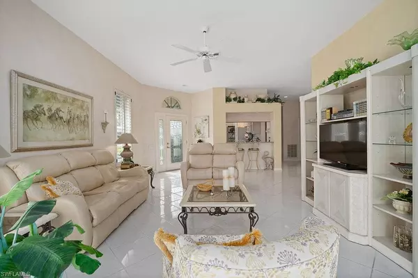 Bonita Springs, FL 34135,13511 Southampton DR