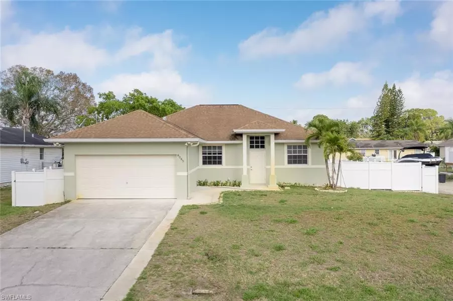 8085 Anhinga RD, Fort Myers, FL 33967