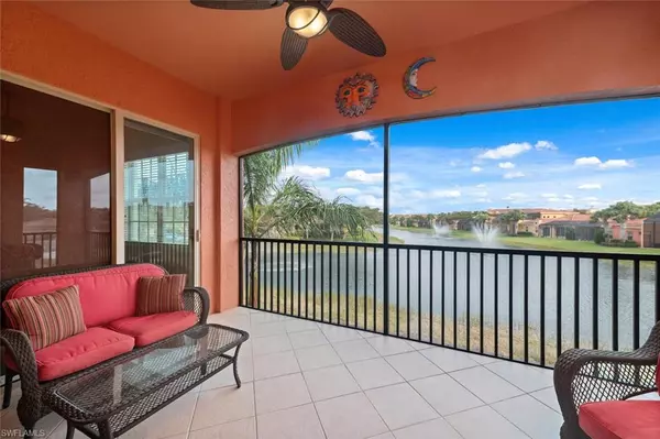 Estero, FL 33928,8600 Via Rapallo DR #204