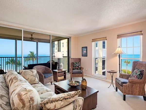 Naples, FL 34103,3483 Gulf Shore BLVD N #403