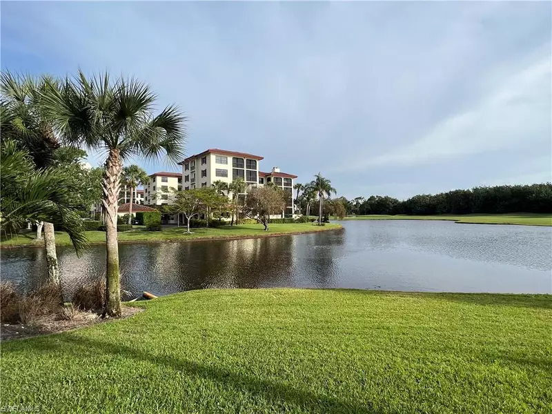 6060 Pelican Bay BLVD #405B, Naples, FL 34108