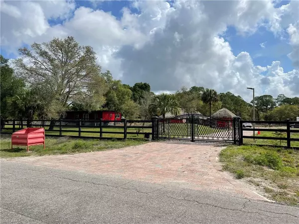 Montura Ranches, FL 33440,635 S Hacienda ST