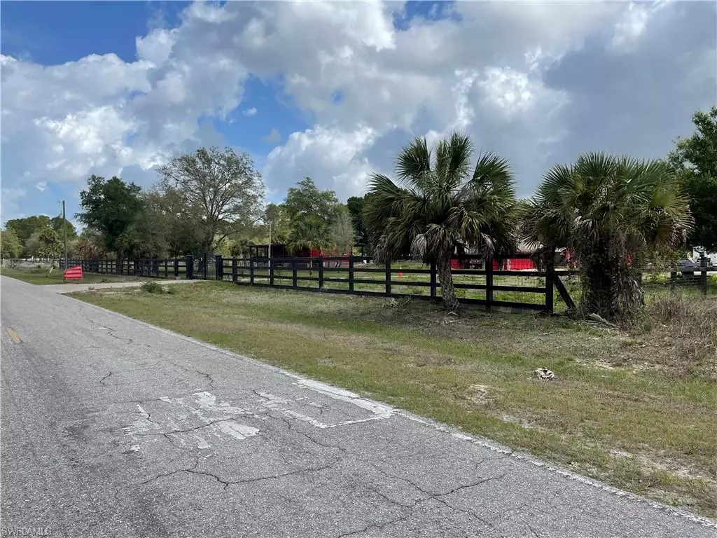 Montura Ranches, FL 33440,635 S Hacienda ST