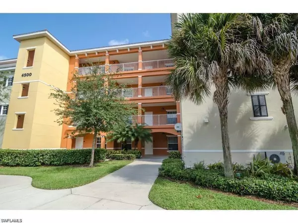 4500 Botanical Place CIR #303, Naples, FL 34112