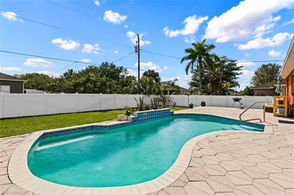 Fort Myers, FL 33905,6351 Castlewood CIR