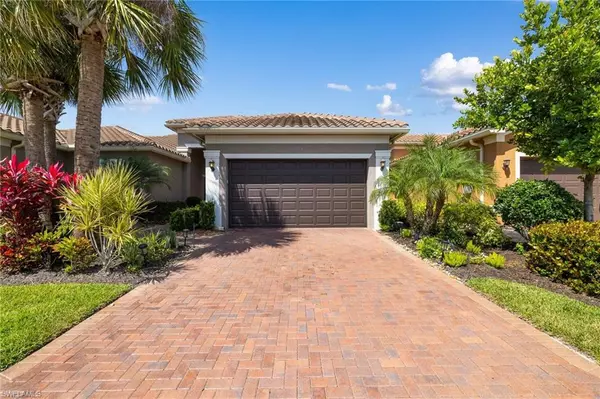 Naples, FL 34109,13398 Silktail DR