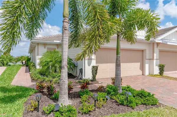 Naples, FL 34114,14595 Edgewater CIR