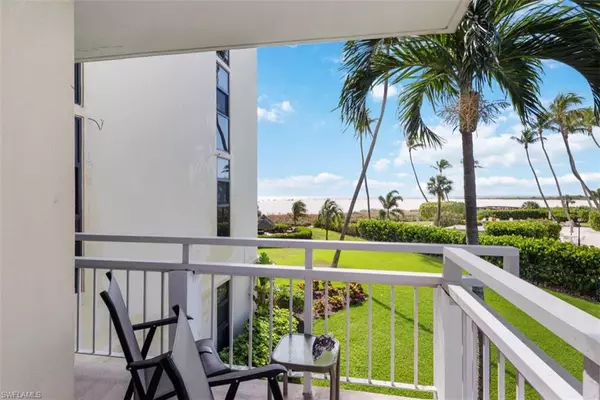 Marco Island, FL 34145,180 Seaview CT #216