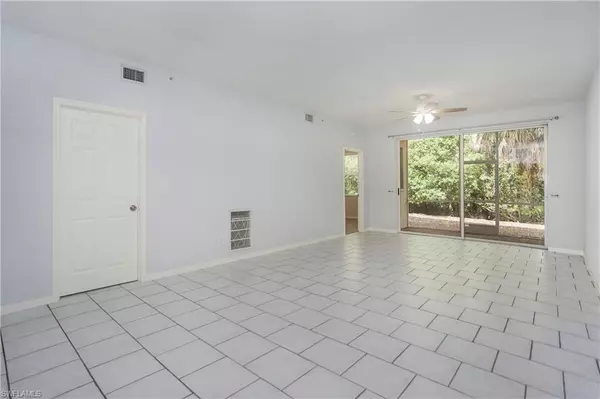 Naples, FL 34109,3225 Cypress Glen WAY #101