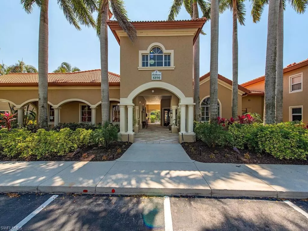 Bonita Springs, FL 34135,8960 Colonnades CT E #928