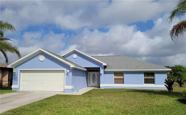 18231 Beauty Berry CT, Lehigh Acres, FL 33972