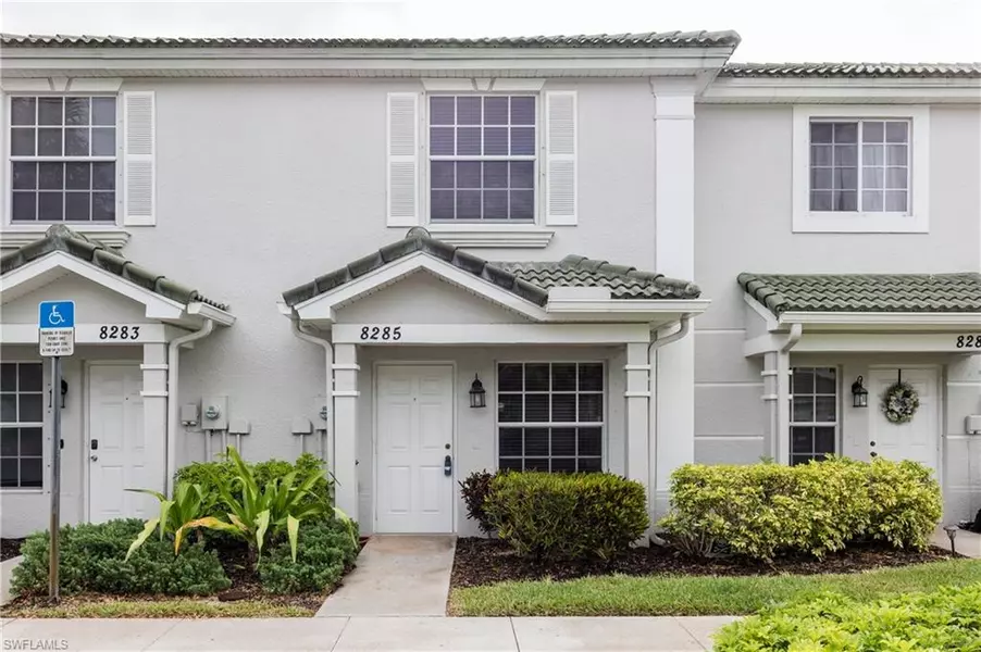 8285 Pacific Beach DR, Fort Myers, FL 33966