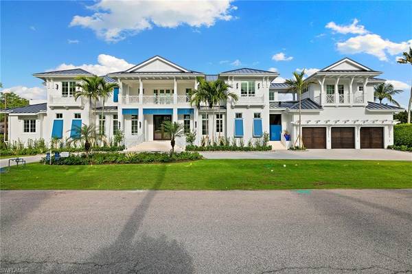 2131 Marina DR, Naples, FL 34102