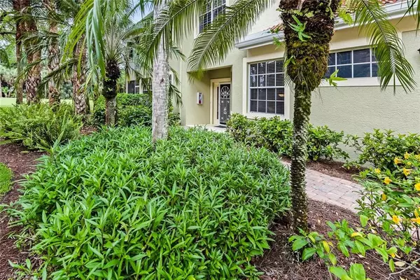 Naples, FL 34109,2264 Ashton Oaks LN #4-101