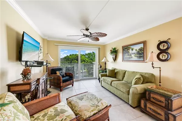 Naples, FL 34102,1300 Gulf Shore BLVD N #403